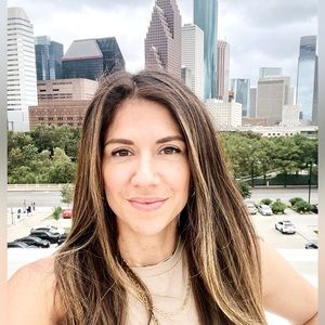 Meet your Posher, Diana